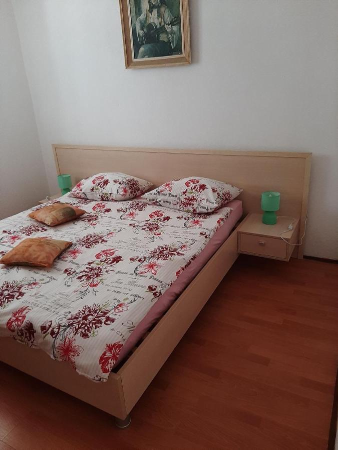 סנג' Apartment Greta מראה חיצוני תמונה